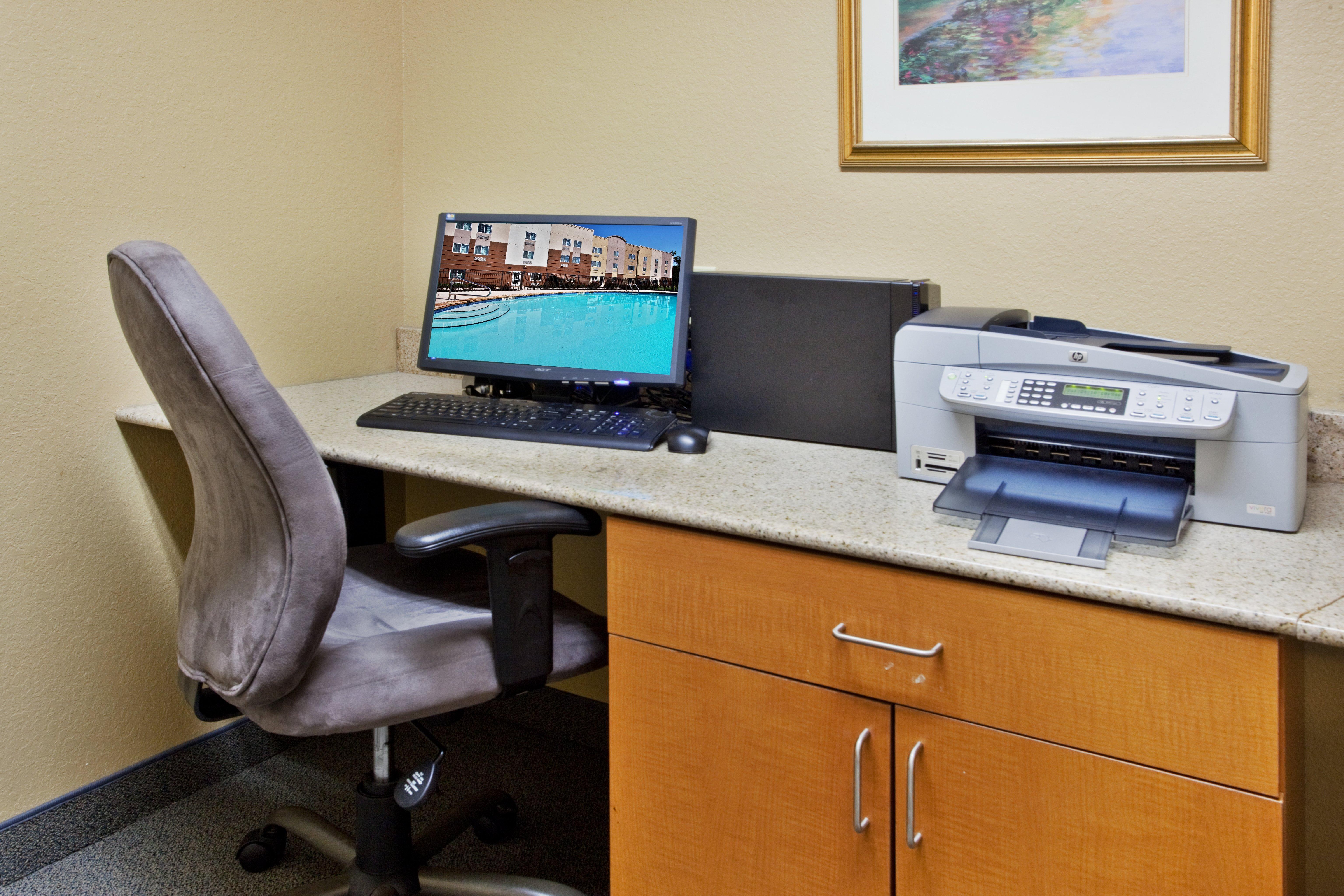 Candlewood Suites Macon, An Ihg Hotel Exterior photo